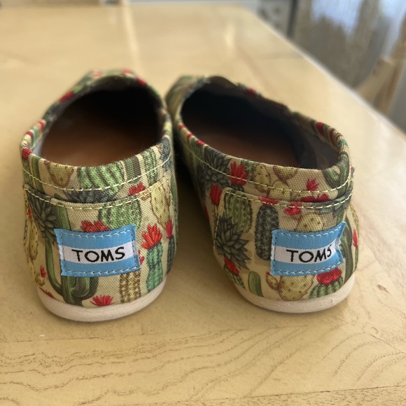 7W TOMS desert cactus Arizona Texas themed shoes flats - Picture 6 of 7